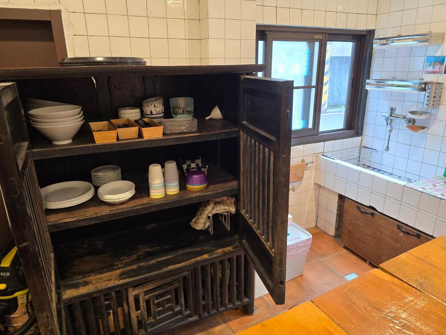 Old Wow老屋瓦共享民宿hostel 桃園市民宿074號 Longtan Eksteriør billede